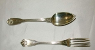 Ensemble de 12 fourchettes et 12 cuillers à soupe