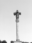 Croix de cimetière (Guern)