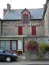 Maison, 17 place de l'Ancien Marché ; rue de l'Eglise (Bais)
