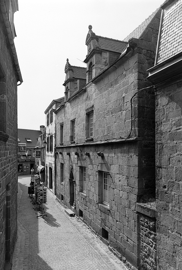 Maison, 6 rue Rozières (Saint-Pol-de-Léon)