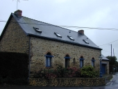 4ème maison, ancienne école, chemin départemental n°106 de Hédé à Brains-sur-les-marches (La Selle-Guerchaise)