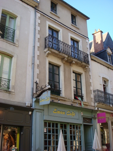 Maison, 32 rue Poterie (Vitré)