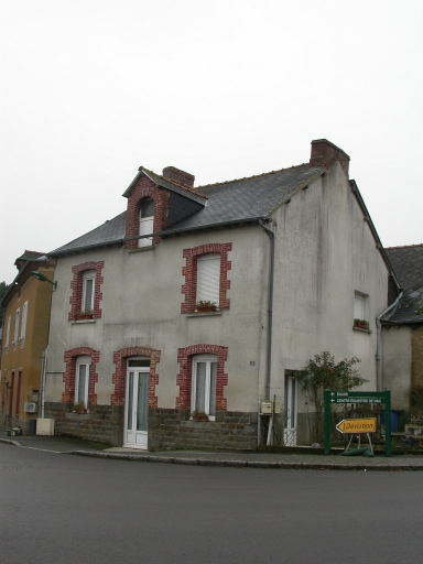 Maison, 2 rue de l'Eglise (Saint-Gondran)
