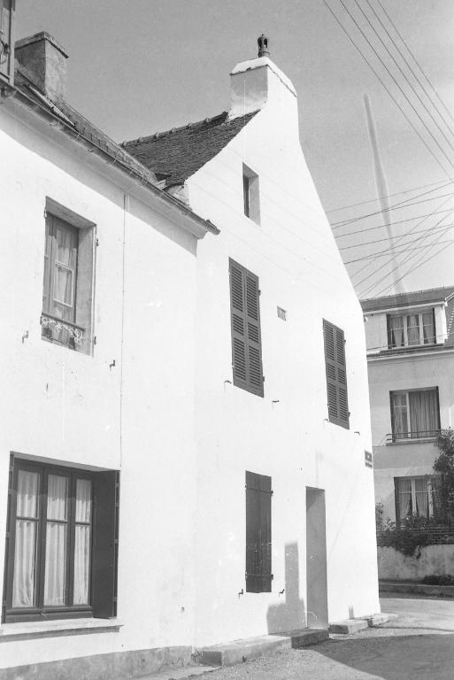 Les maisons et les fermes de la commune de Sauzon