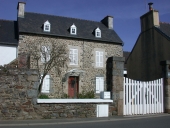 Maison dite le Grésillon, 16 rue Joseph Camard (Etables-sur-Mer fusionnée en Binic-Etables-sur-Mer en 2016)