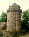 Les châteaux et manoirs sur la commune de Montfort-sur-Meu