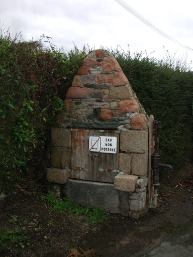 Puits de Perros-Hamon, impasse du Puits, Perros-Hamon (Ploubazlanec)
