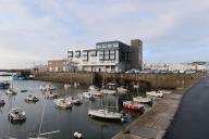 2e éperon, infrastructures et bâti, port de commerce (Brest)