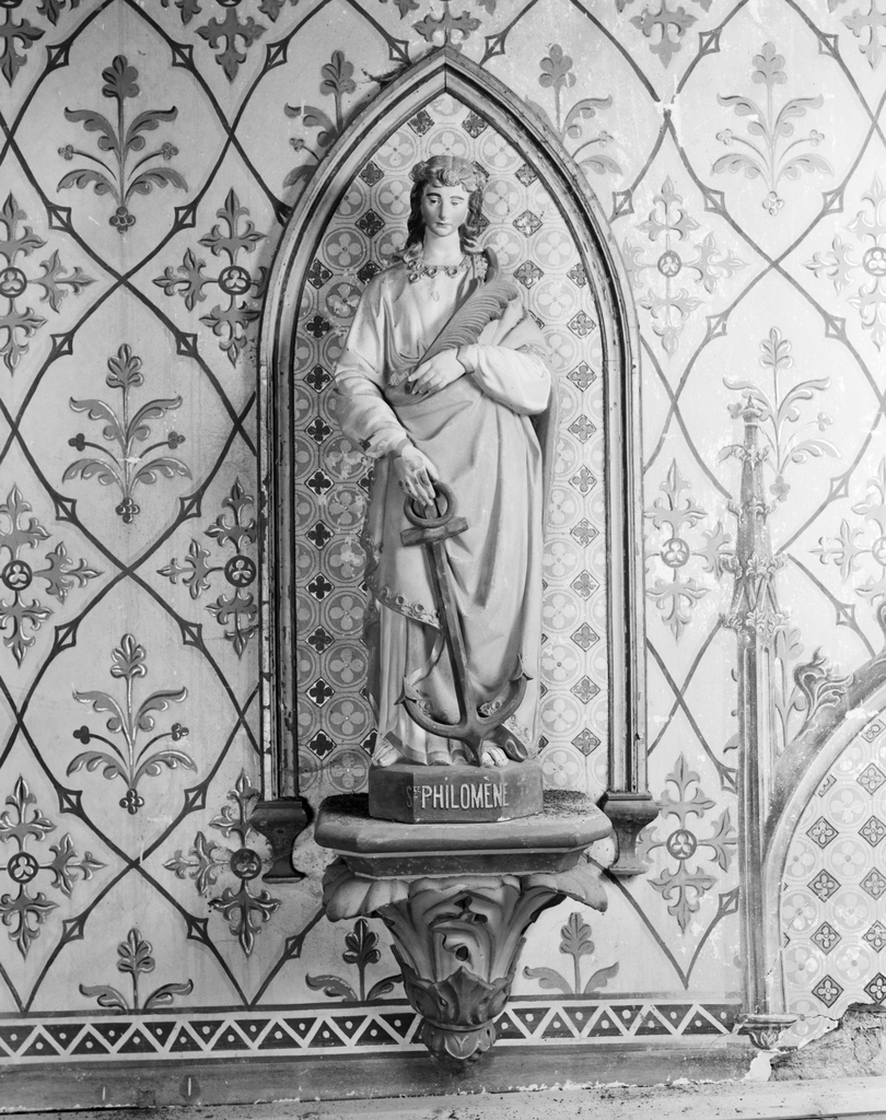 Statue (petite nature) : sainte Philomène, chapelle Saint-Aubin (Pont-Scorff)