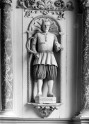 Statue (grandeur nature) : saint Isidore, église paroissiale Saint-Malo (Locmalo)