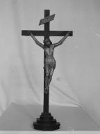 Croix d'autel, église paroissiale Saint-Pierre, Saint-Paul (Neulliac)