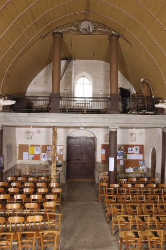 Tribune