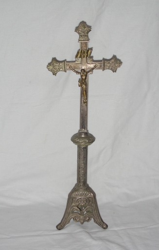 Paire de croix d'autel