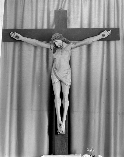 Croix : Christ en croix, Lanthenac (La Ferrière fusionnée en Plémet en 2016)