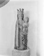 Statue (petite nature) : Vierge à l'enfant, chapelle Sainte-Barbe (Arradon)