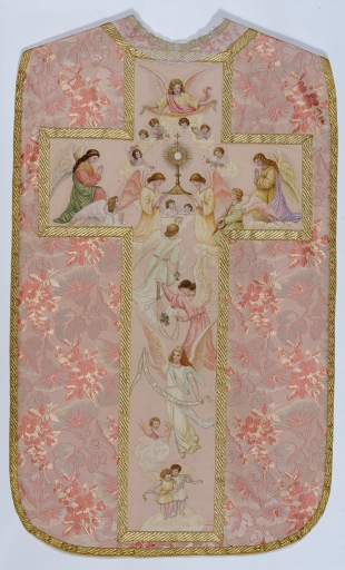 Ornement rose : chasuble, bourse de corporal, étole, manipule, voile de calice