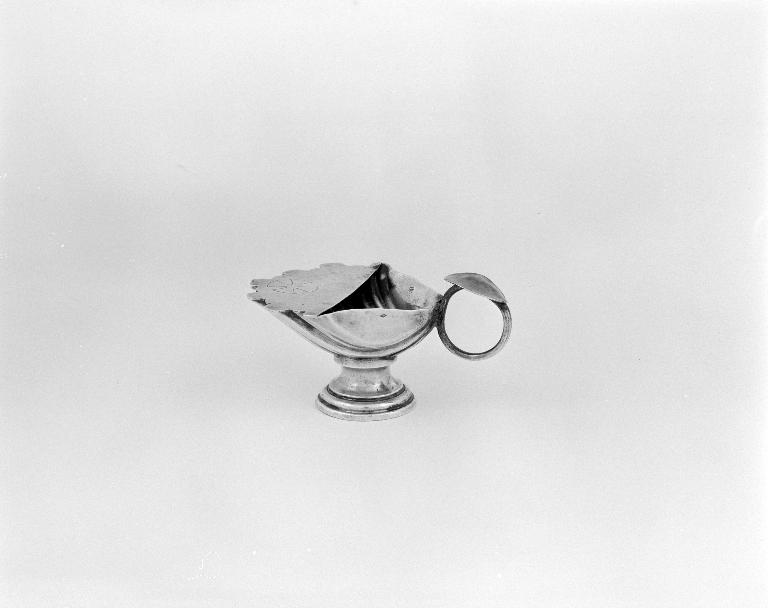 Coquille de baptême, église Saint-Pierre (Lanouée fusionnée en Forges de Lanouée en 2019)