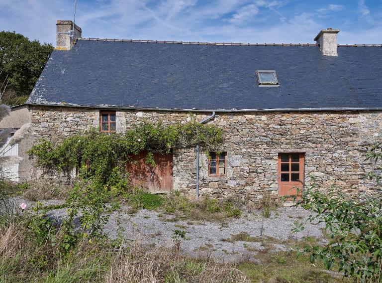 Ferme de blanchisseurs, 1 les Catochiaux (Le Quillio)