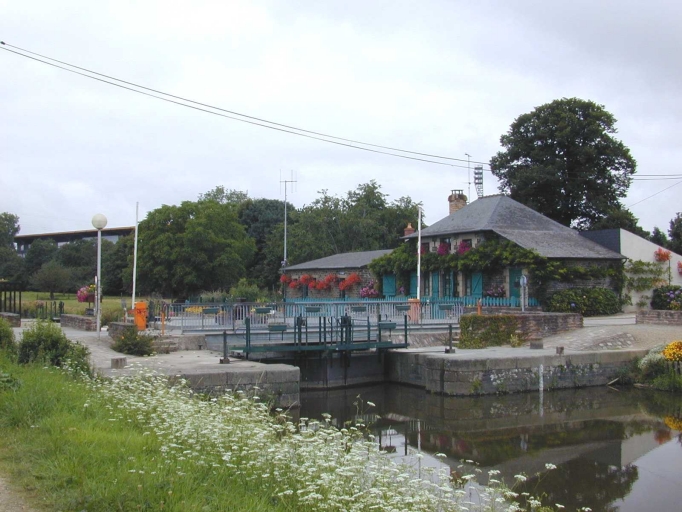 Maison éclusière du Comte, allée Louis Lucipia (Rennes)
