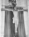Croix : Christ en croix