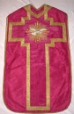 Ornement rouge 2 : chasuble, étole