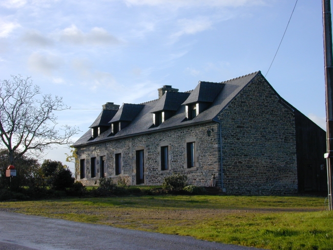 Ferme, la Lande Kermonserh (Pluméliau fusionnée en Pluméliau-Bieuzy en 2019)