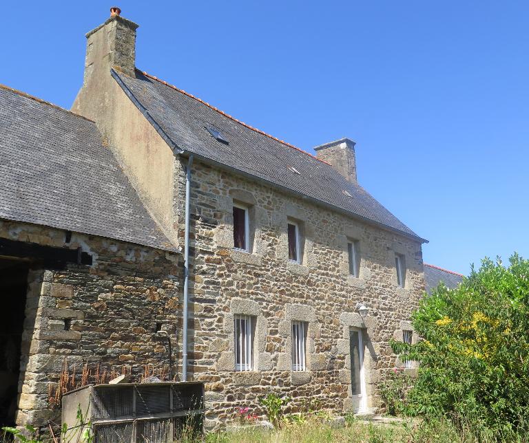 Les maisons, logis, fermes et dépendances de la commune de Rospez