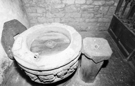 Fonts baptismaux, église Paroissiale Saint Pierre-Apôtre (Carnoët)