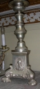 Garniture d'autel : 6 Chandeliers d'autel et croix d'autel