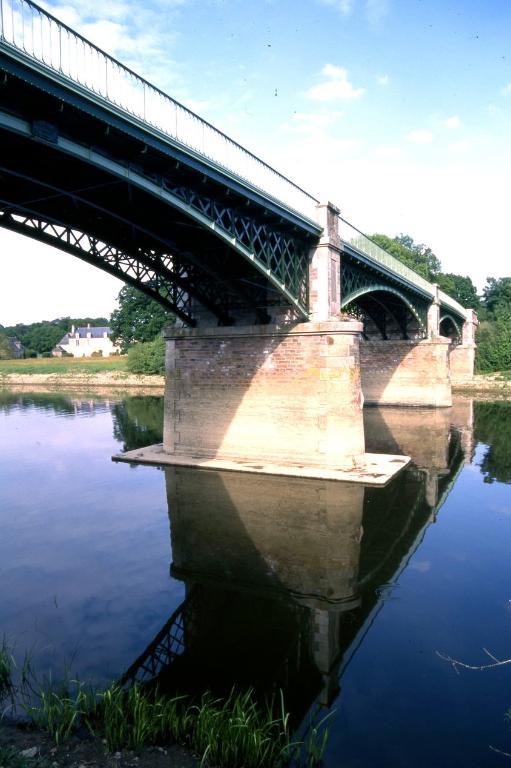 Pont, Porte de Roche (Sainte-Anne-sur-Vilaine)