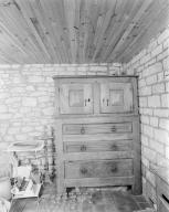 Armoire, chapelle Notre-Dame-de-Locmaria et Notre-Dame-de-Beaupros (Guidel)
