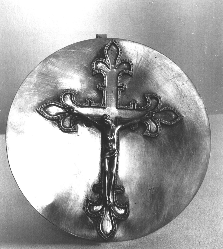 Baiser de paix, église paroissiale Notre-Dame (Colpo)