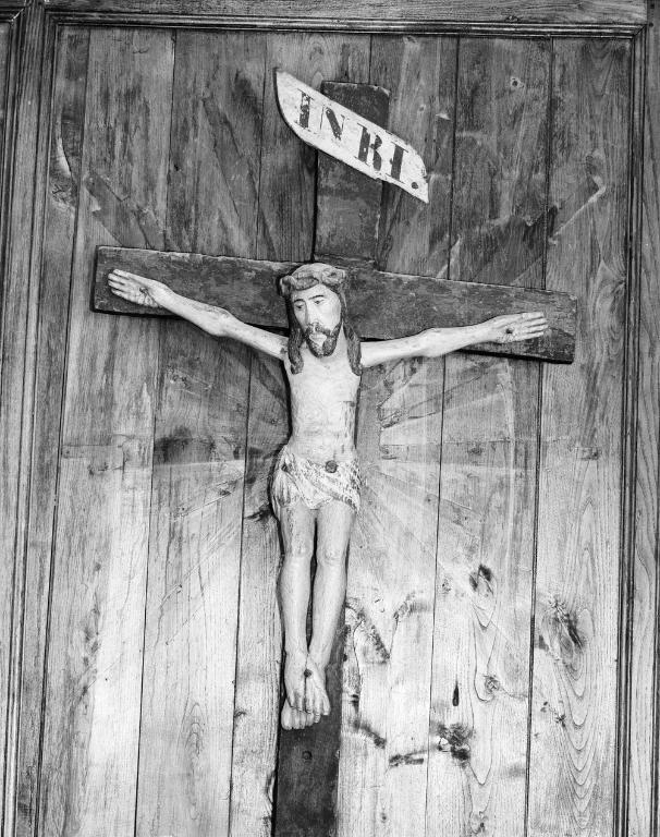 Croix (petite nature) : Christ en croix, église paroissiale Saint-Martin (Ploeren)