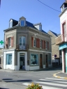 Maison à boutique, dite Arc en ciel