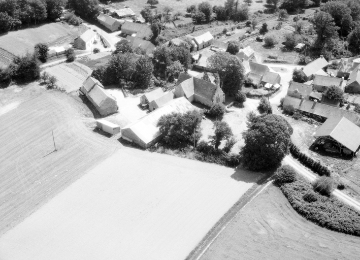 Chapelle Saint-Germain, Saint-Germain (Séglien)