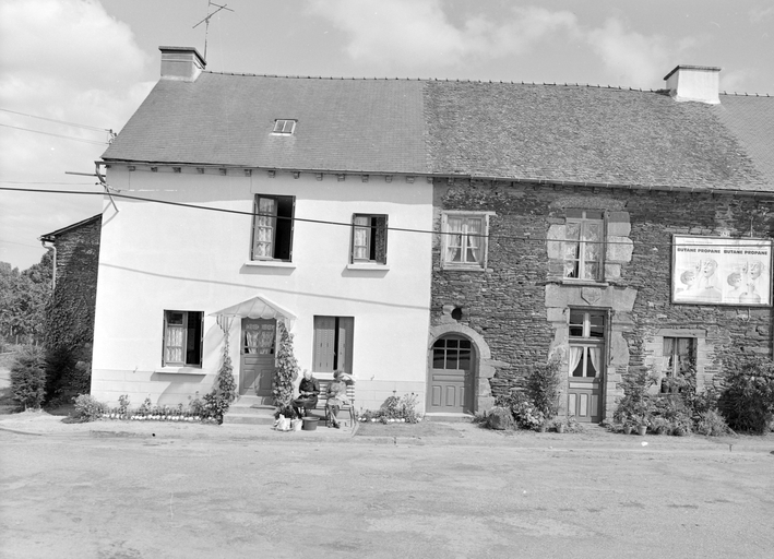Maison, 6 rue du Bois du Loup (Augan)