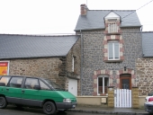 Maison, 8 rue de la Poste (Miniac-Morvan)