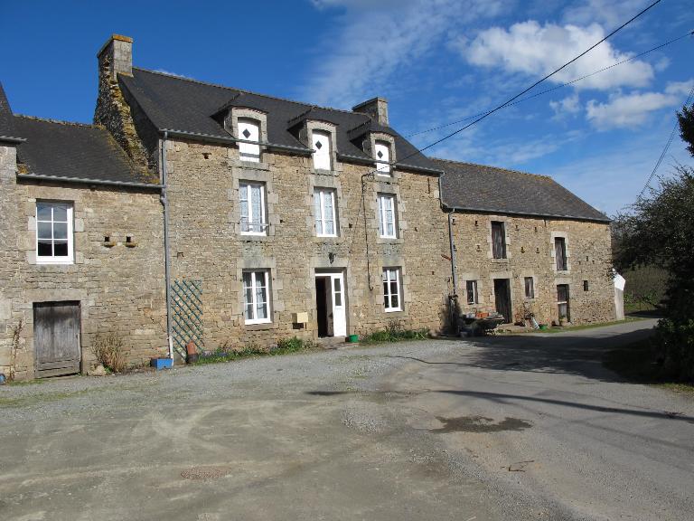 Hameau, la Chiennais (Bobital)
