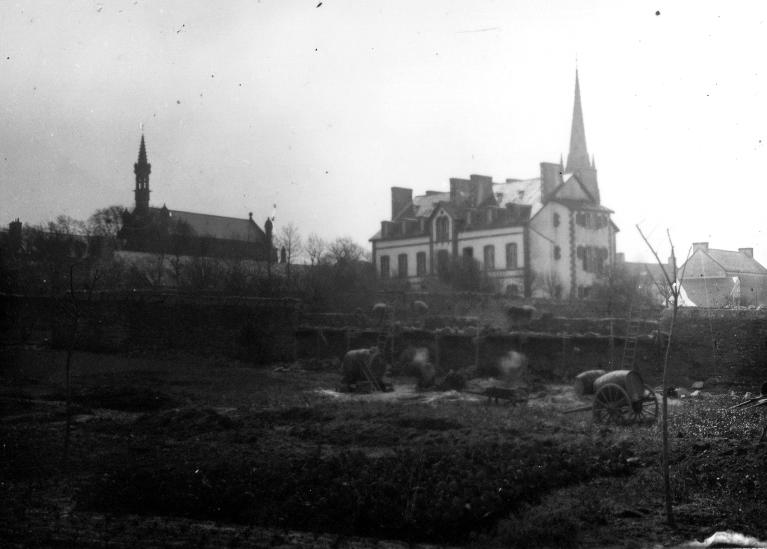 Hôpital, actuellement maison de retraite (Pont-Croix)