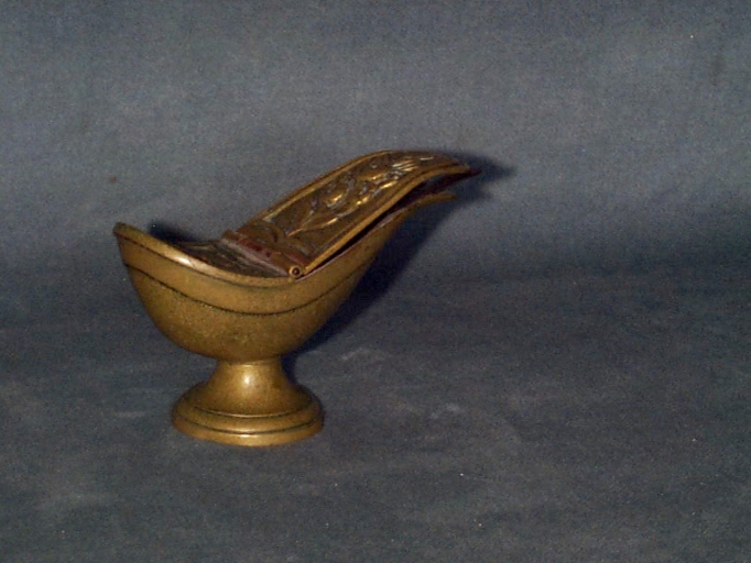 Navette à encens