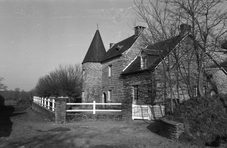 Manoir, le Châtellier (Baulon)