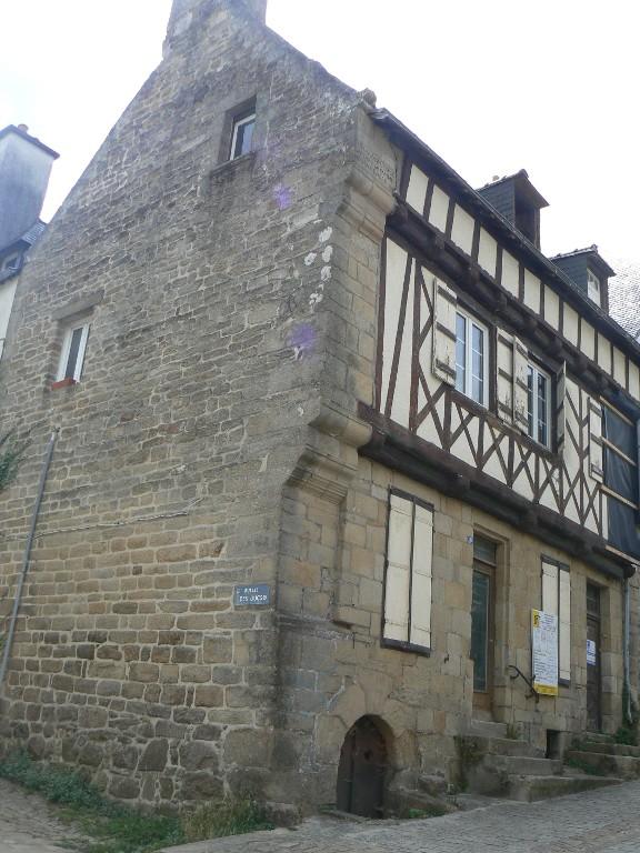 Maison, 16-18 rue du Château (Auray)