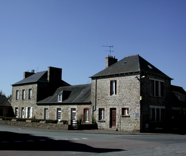 Anciennes école communale des garçons et mairie de Planguenoual, 2, 4 rue du 19 mars 1962 (Planguenoual fusionnée en Lamballe-Armor en 2019)
