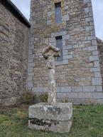 Croix monumentale, Place de l'Église (Néant-sur-Yvel)