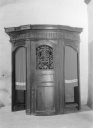 Confessionnal, chapelle du Notre-Dame-du-Crann (Spézet)