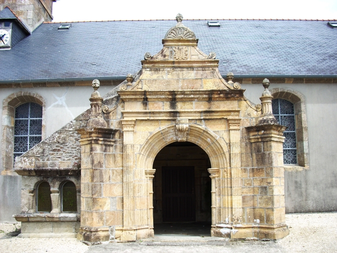 Église paroissiale Saint-Valentin, route de Bohars (Guilers)