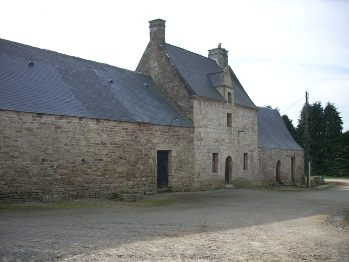 Ferme dite Kerroué Bihan (Loguivy-Plougras)