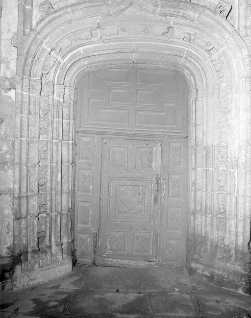 Vantail (3), chapelle Saint-Tugen (Primelin)