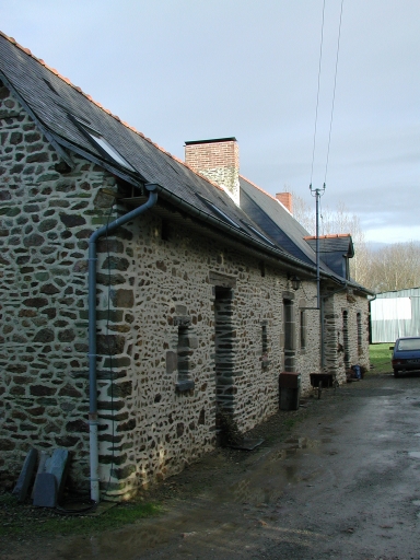 Ferme, actuellement maison, la Savatrais (Etrelles)