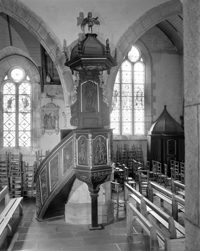 Chaire à prêcher, église paroissiale Saint-Pérec (Lopérec)